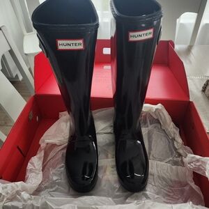 Hunter gloss tall boots
